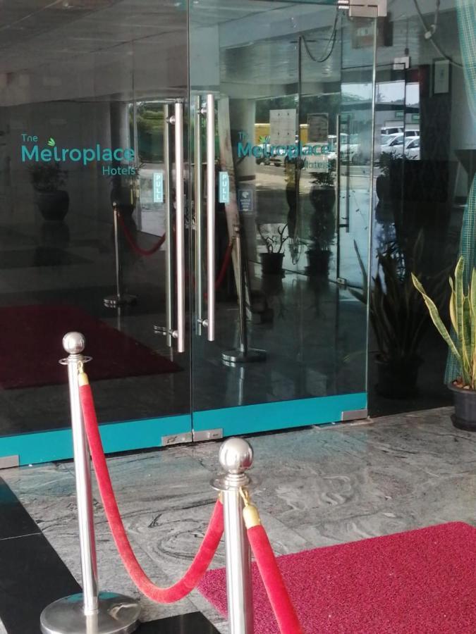 The Metroplace Hotels Inside Ascendas It Park Taramani Chennai Exterior photo